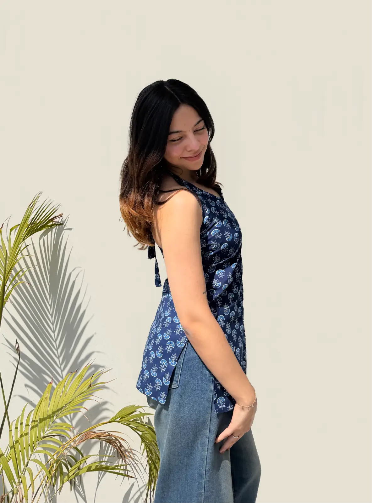 Aabroo Halter Neck Kurti