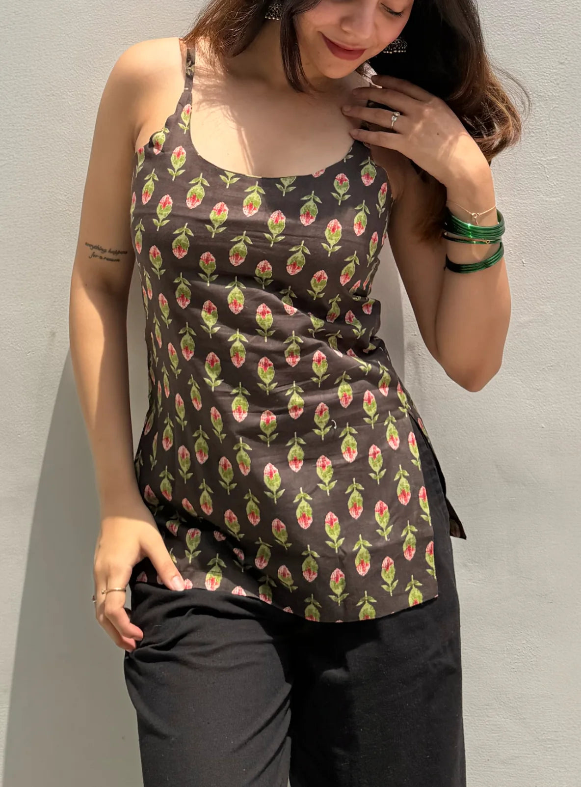 Bawri Short Sleeveless Kurti