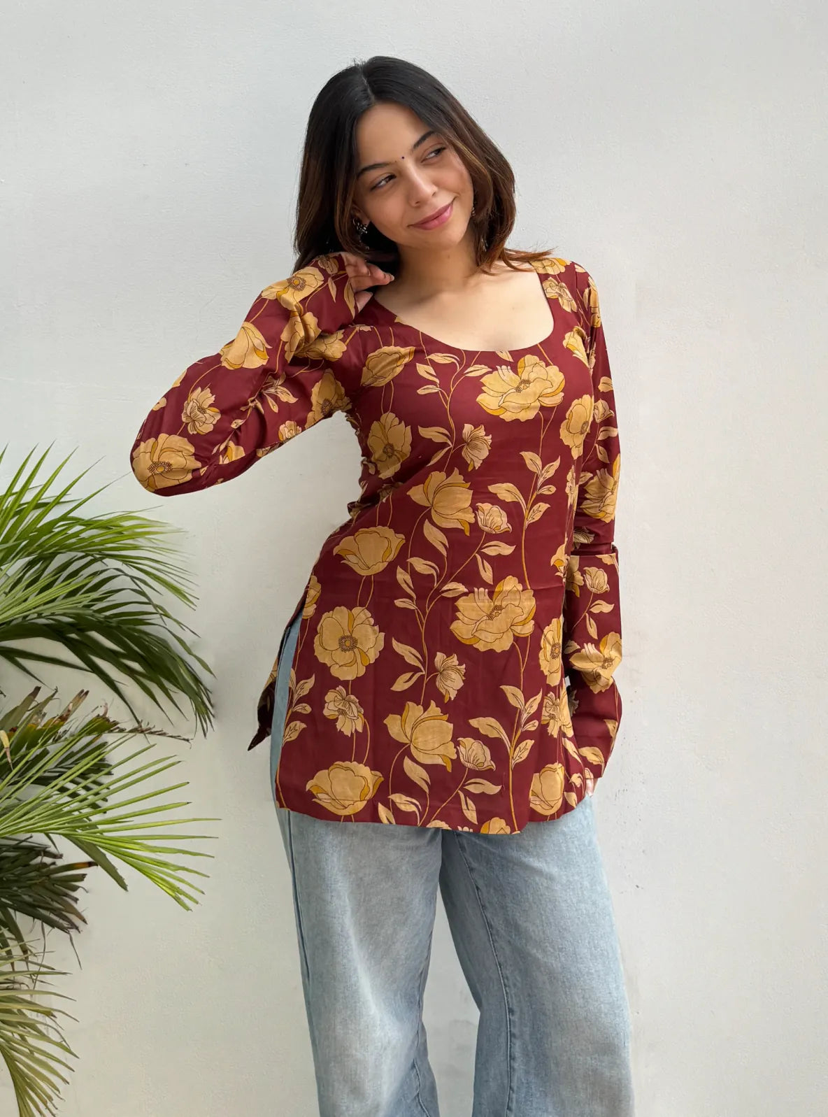Noorangi Straight Sleeves Kurti by Evara