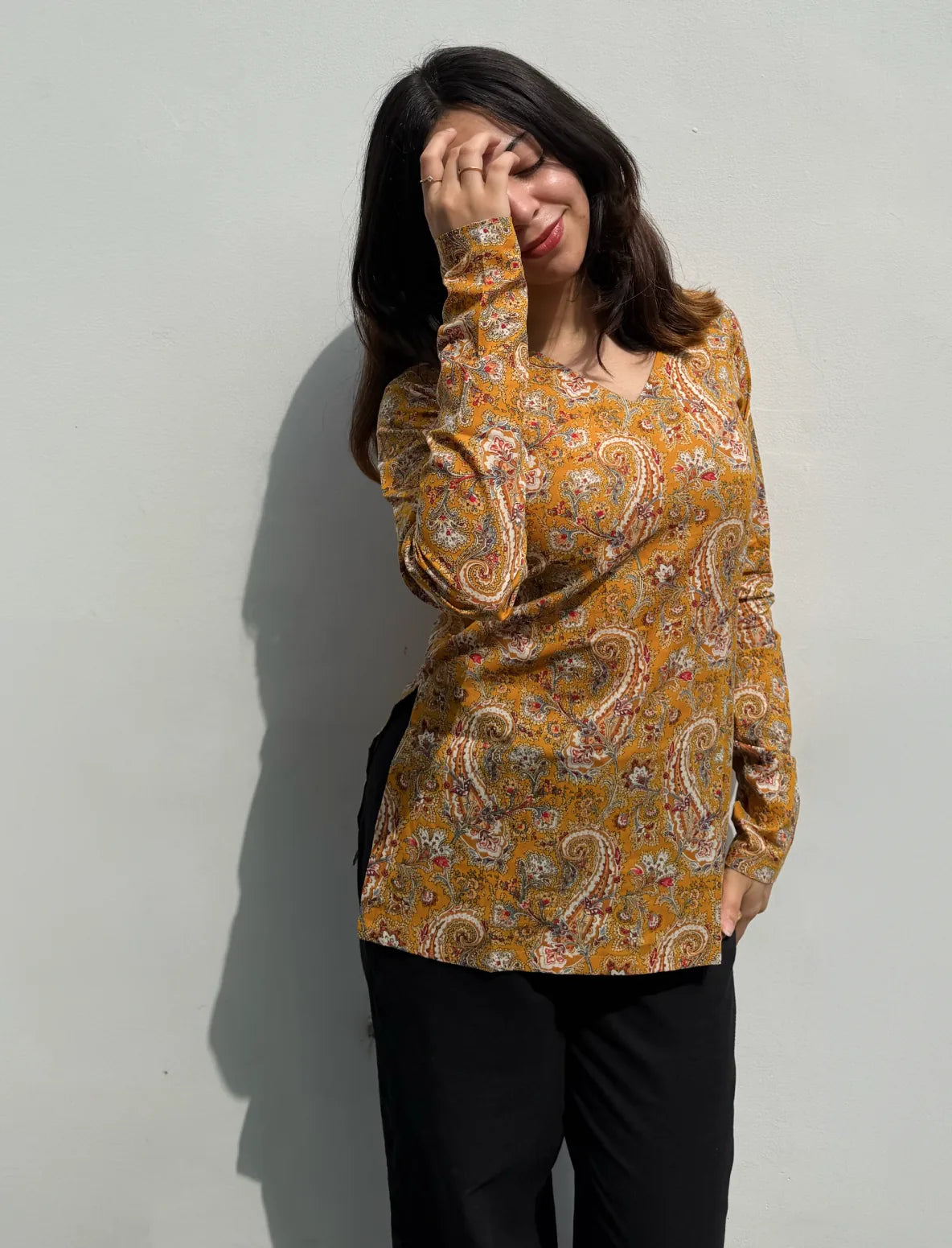 Avika Straight Sleeves Kurti
