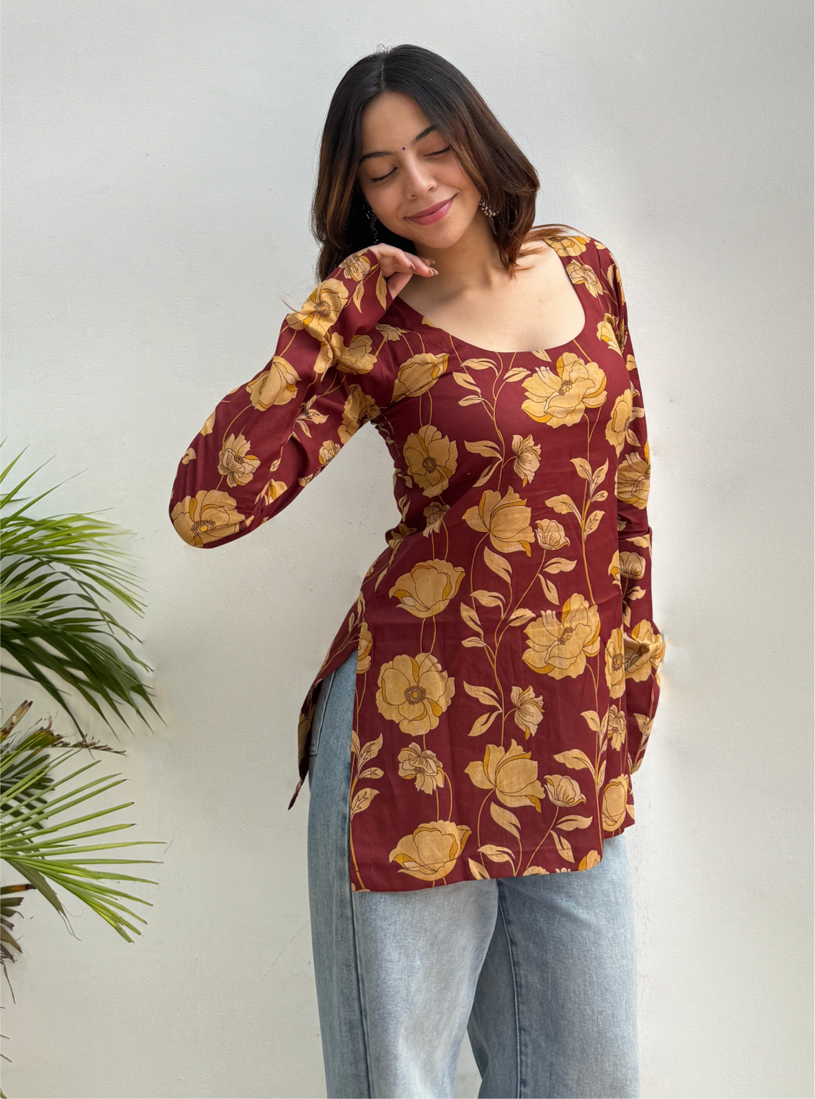 Noorangi Straight Sleeves Kurti by Evara