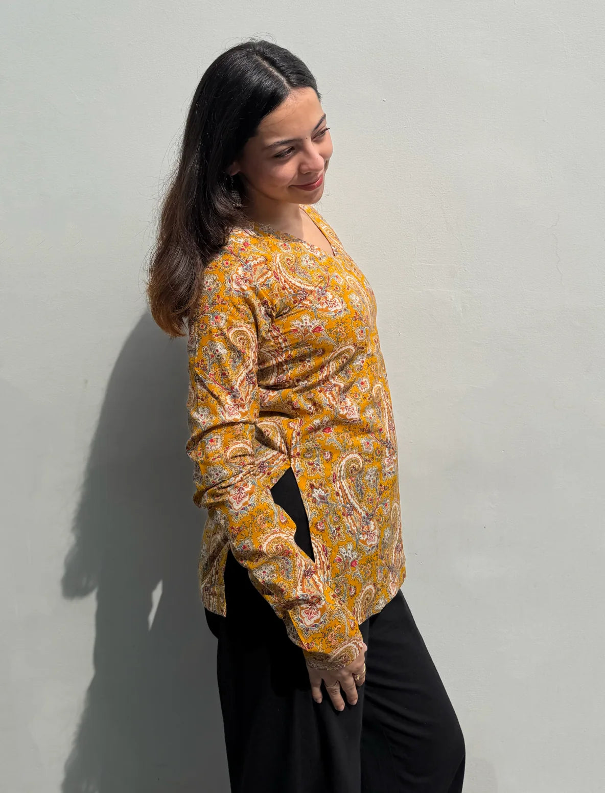 Avika Straight Sleeves Kurti