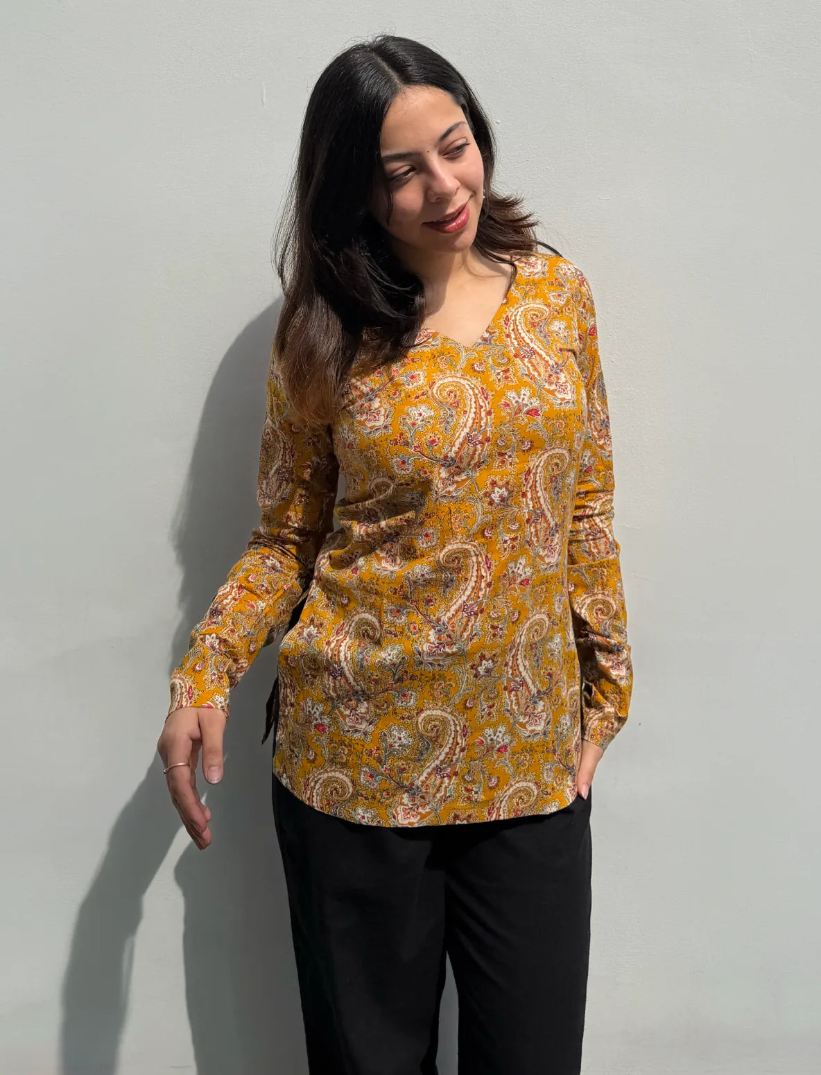 Avika Straight Sleeves Kurti
