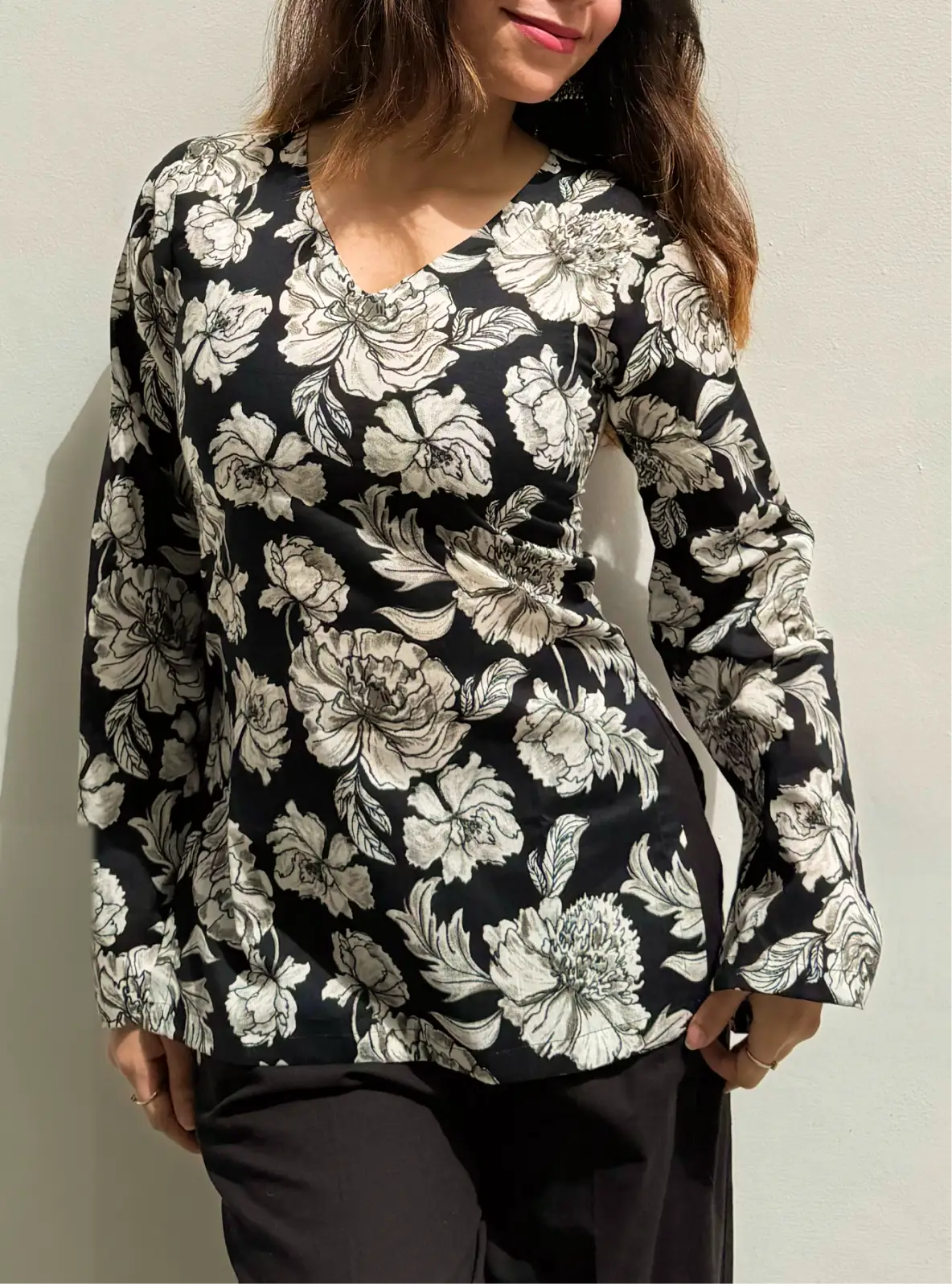 Aashiqa Bell Sleeves Kurti