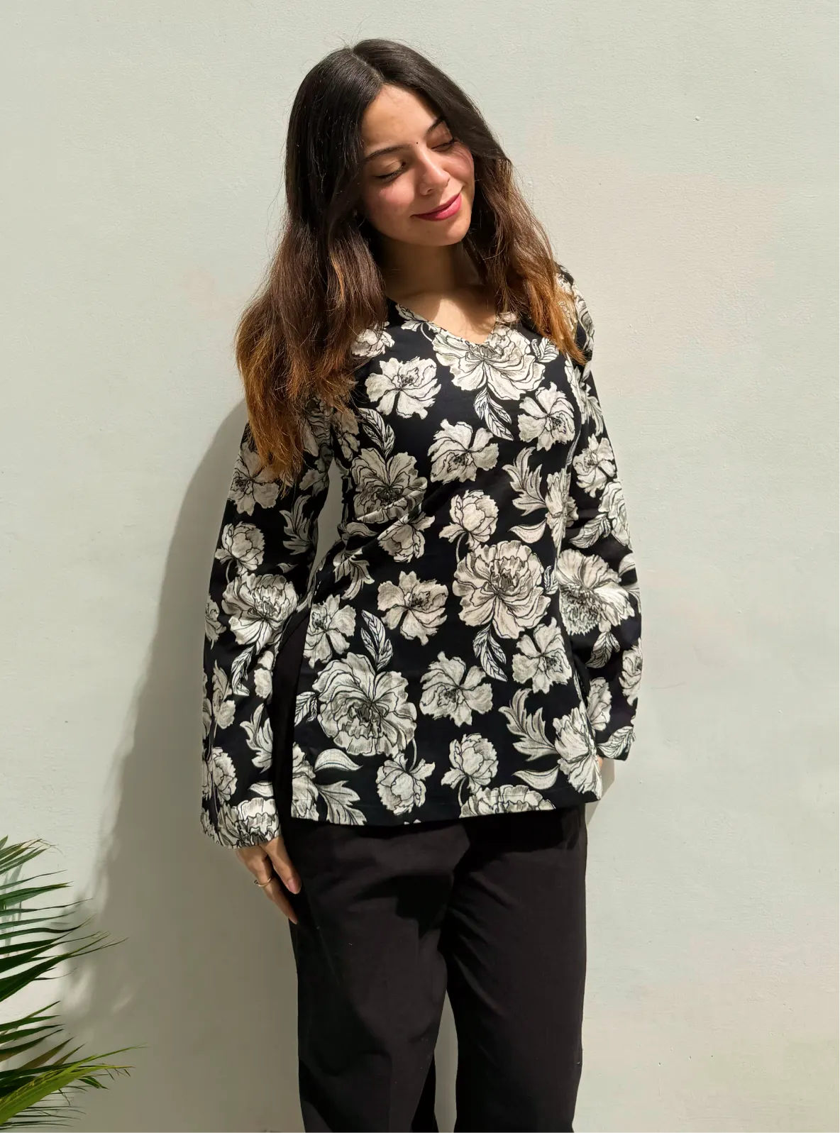 Aashiqa Bell Sleeves Kurti