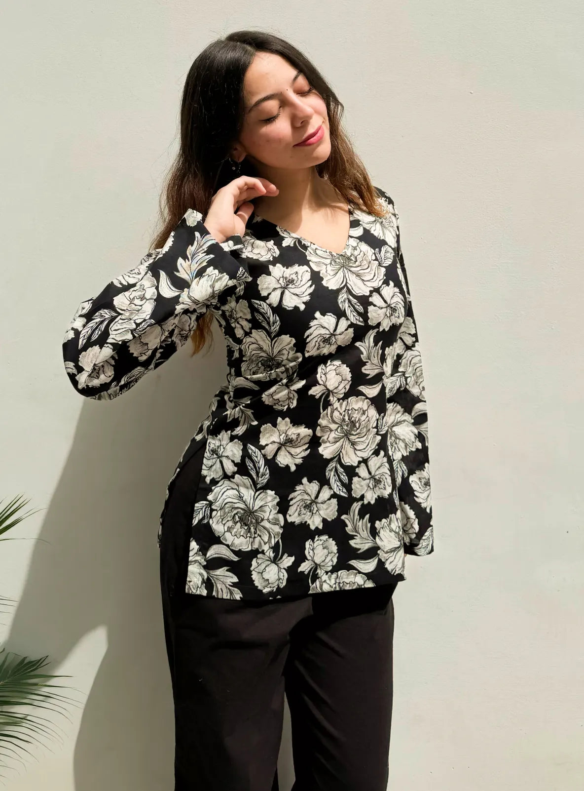 Aashiqa Bell Sleeves Kurti