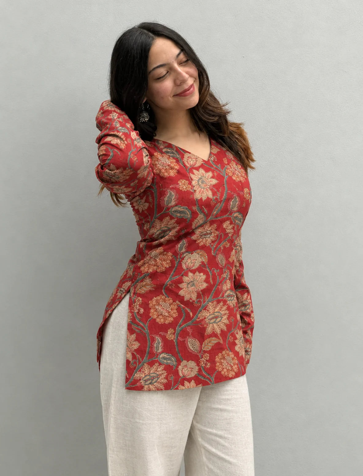 Raavi Straight Sleeves Kurti