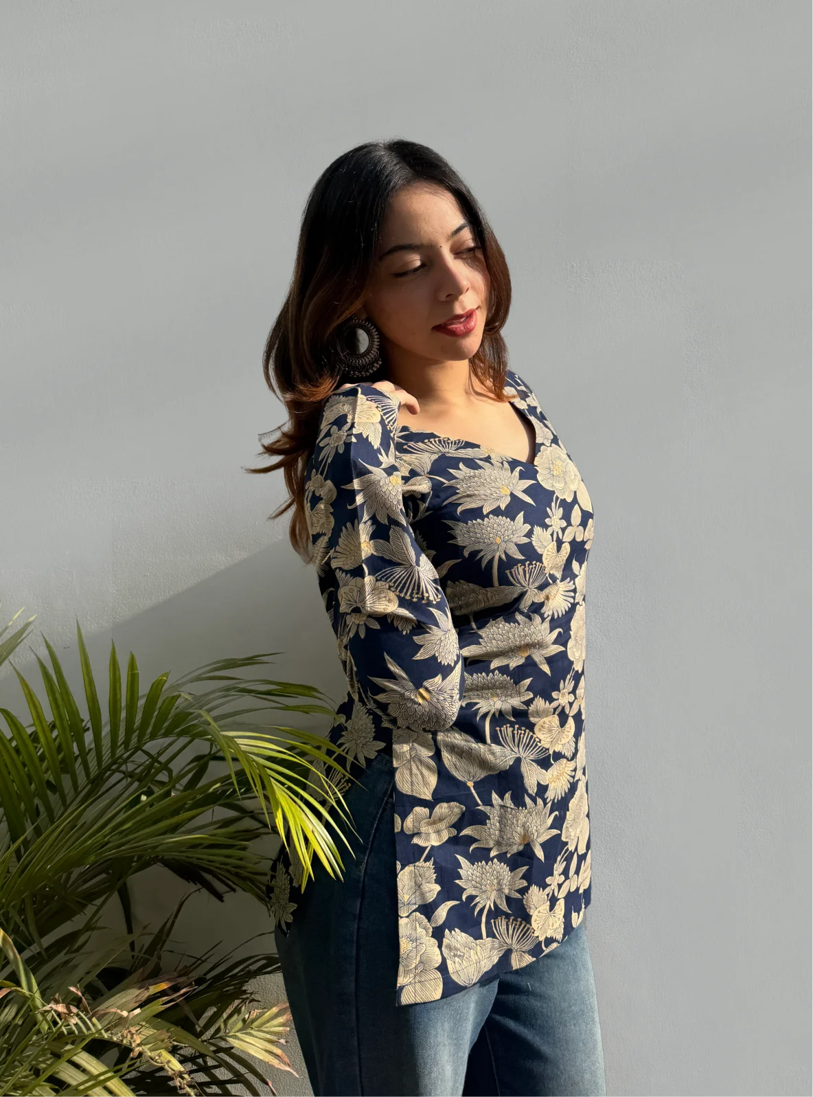Gazal Straight Sleeves Kurti by Evara