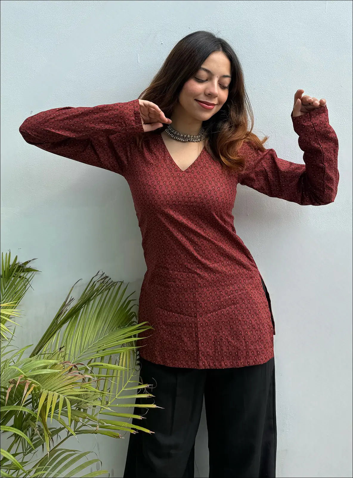 Laal Ishq Straight Sleeves Kurti