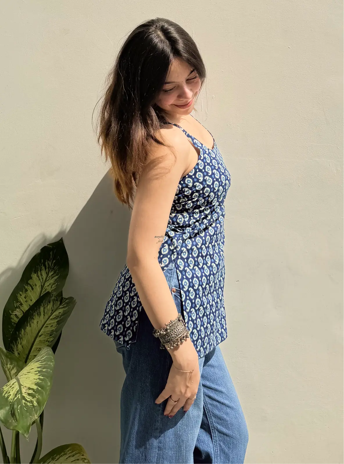 Nirya Short Sleeveless Kurti