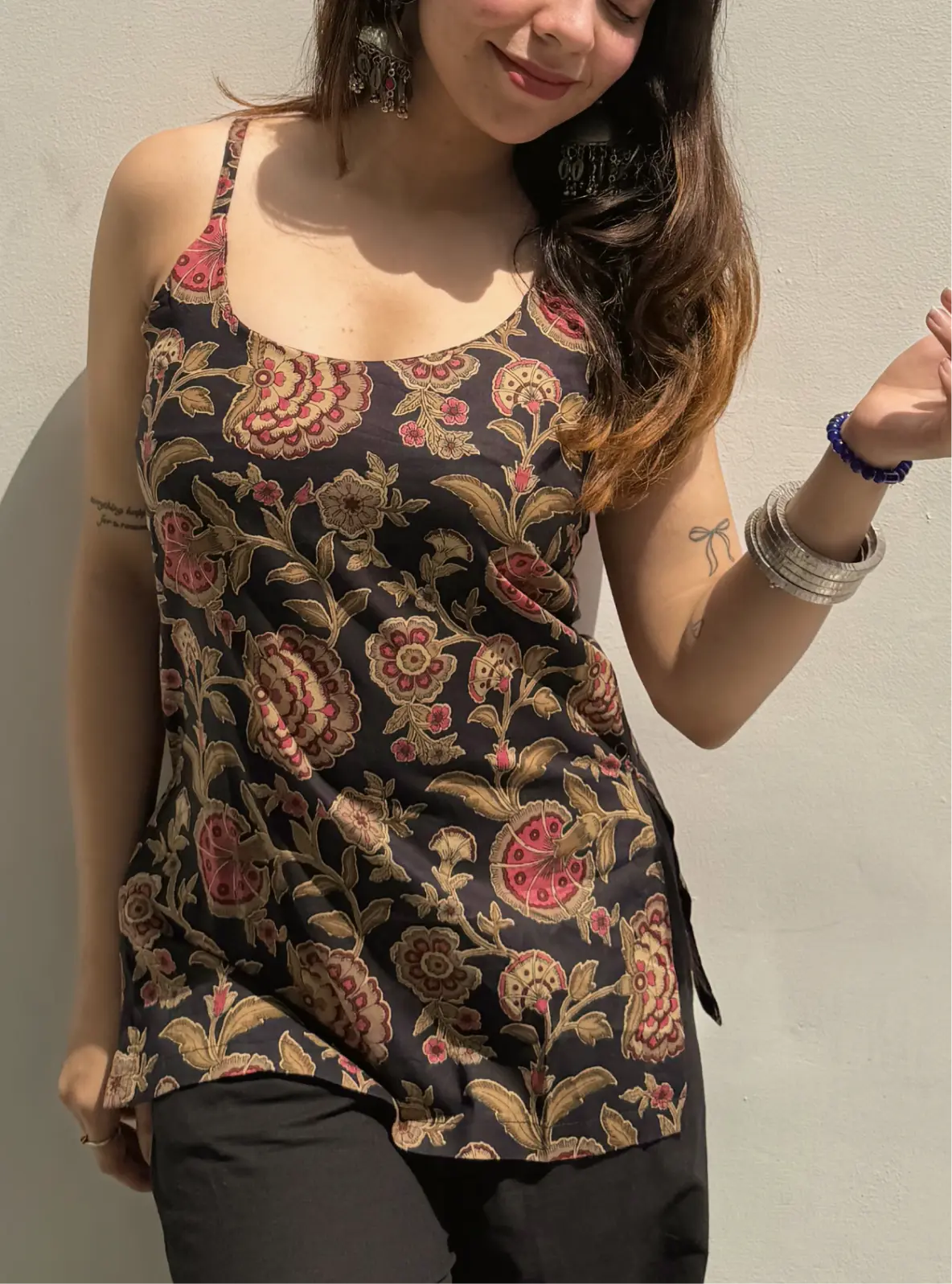 Swarna Short Sleeveless Kurti