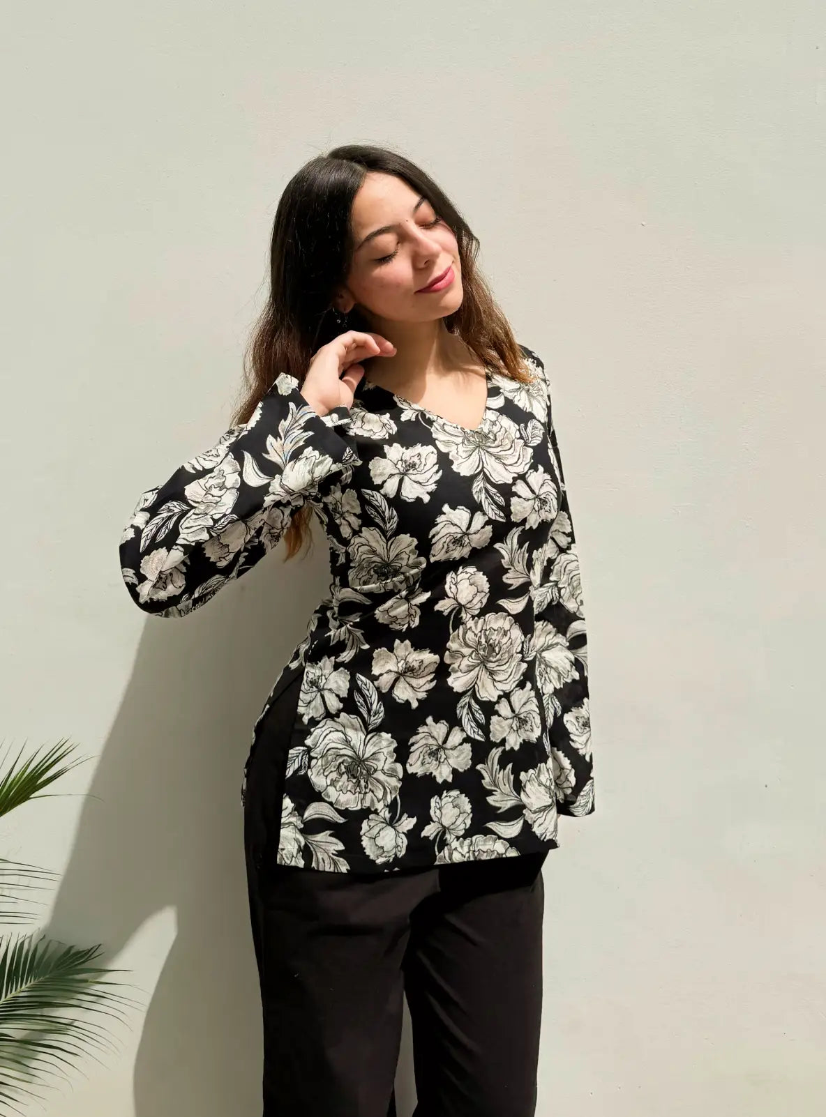 Aashiqa Bell Sleeves Kurti