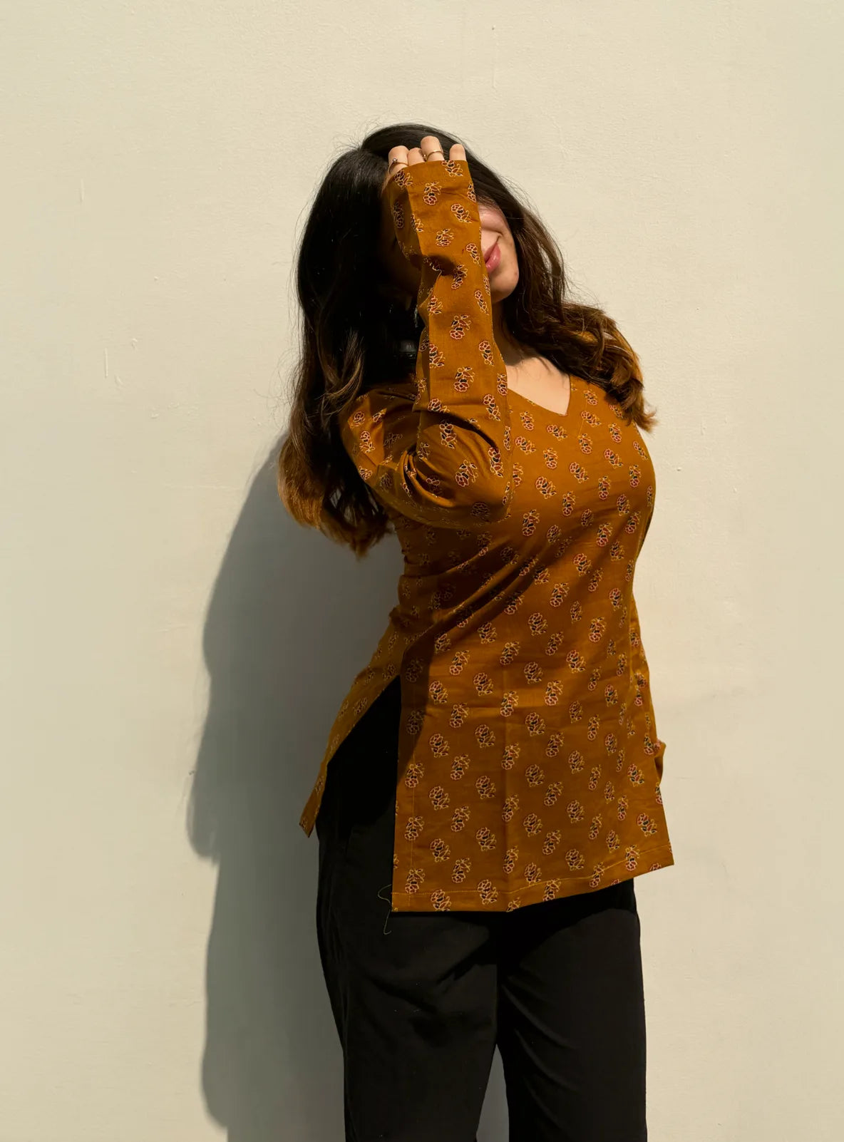 Nisaar Straight Sleeves Kurti