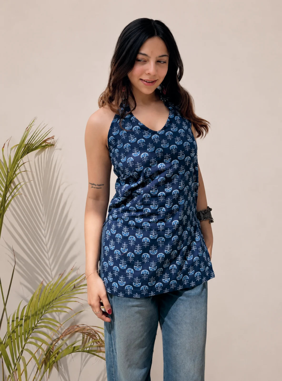 Aabroo Halter Neck Kurti