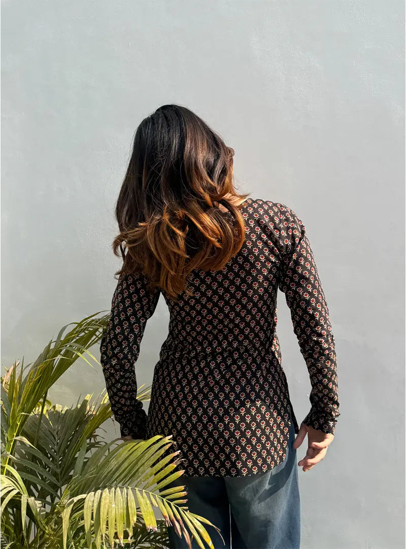 Aradhya Square Neck Kurti