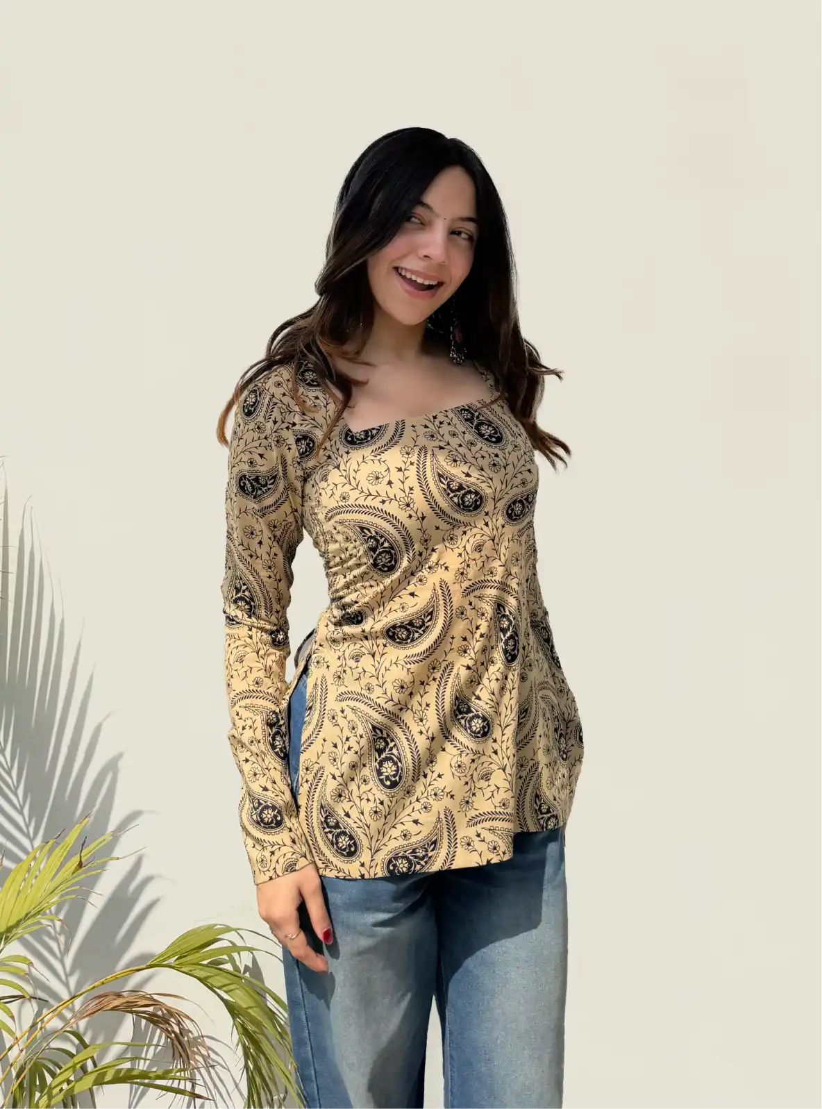 Chaand Corset Back Full Sleeves Kurti
