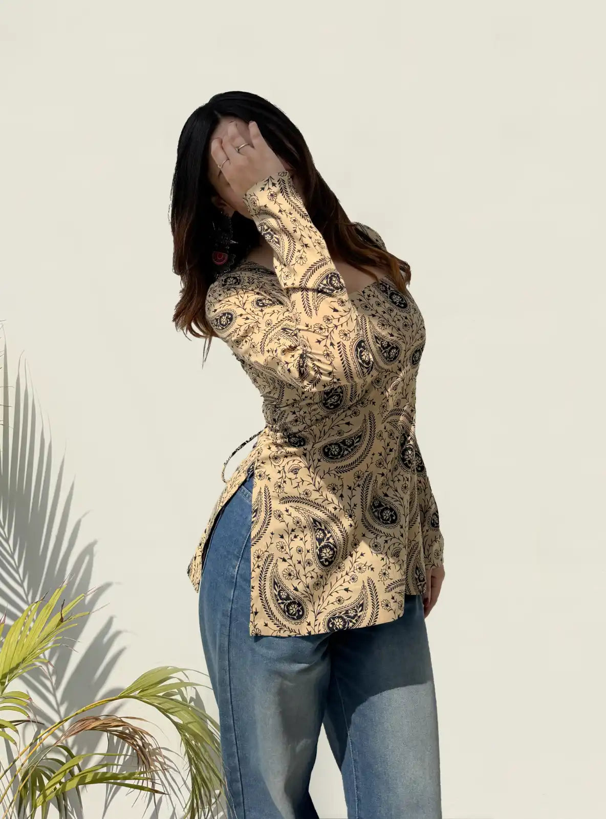 Chaand Corset Back Full Sleeves Kurti