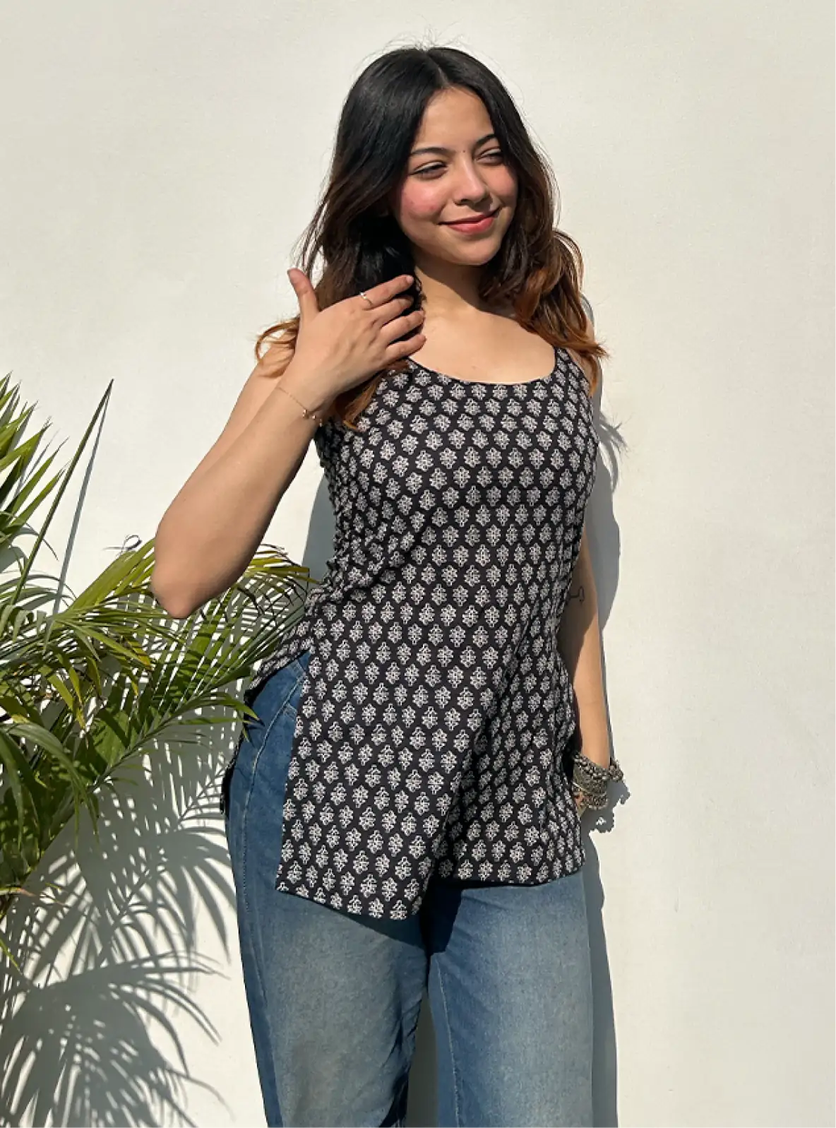 Ahana Short Sleeveless Kurti