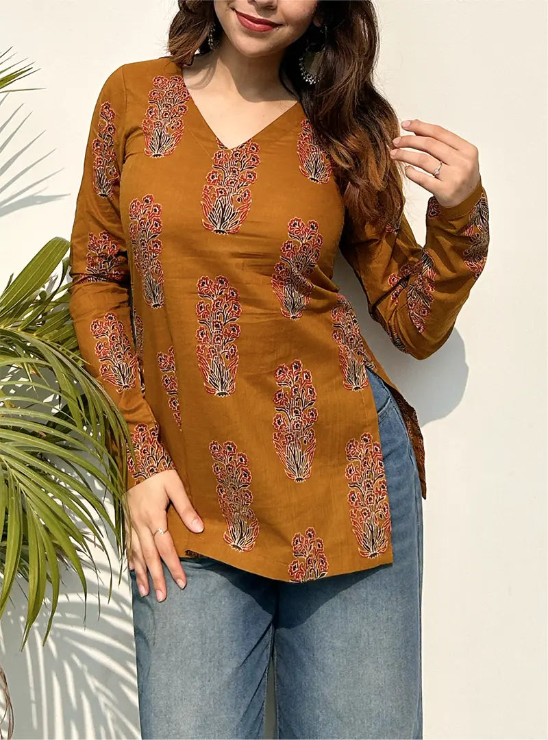 Jogan Straight Sleeves Kurti