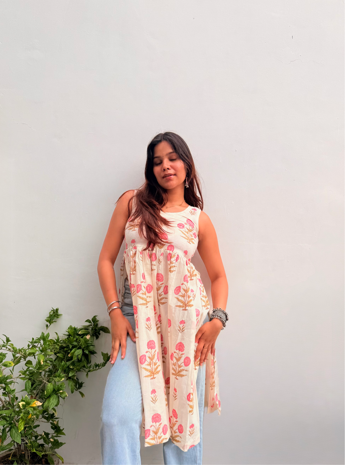 Bandhan Nayra Kurti by Evara