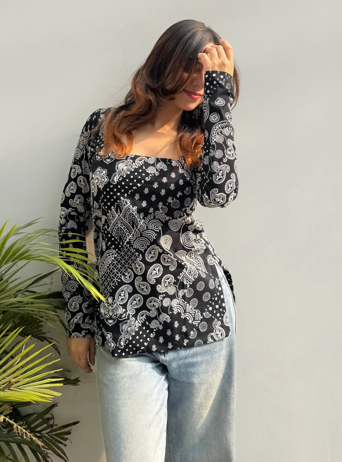 Dastaan Square Neck Kurti