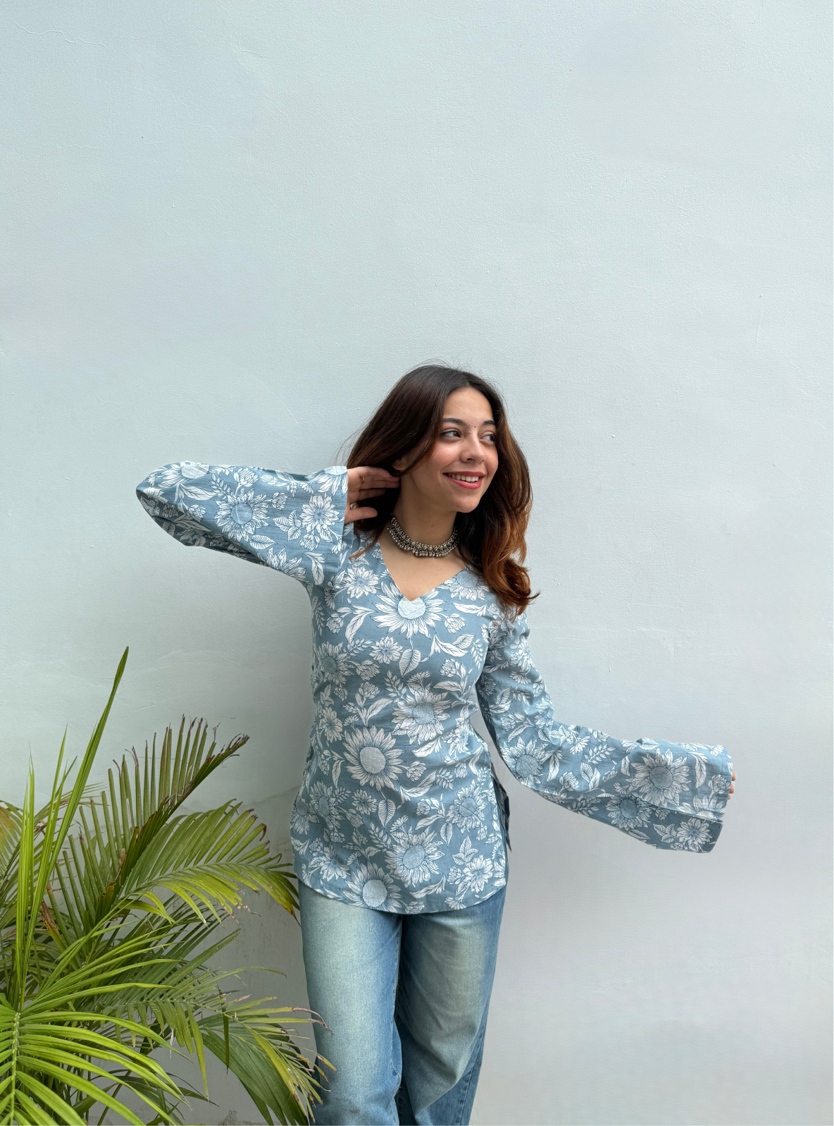 Thane Tadka Bell Sleeves Kurti by Evara