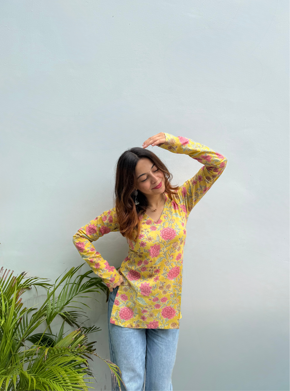 Ranjhan Straight Sleeves Kurti by Evara