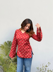 Ruby Ras Bell Sleeves Kurti by Evara